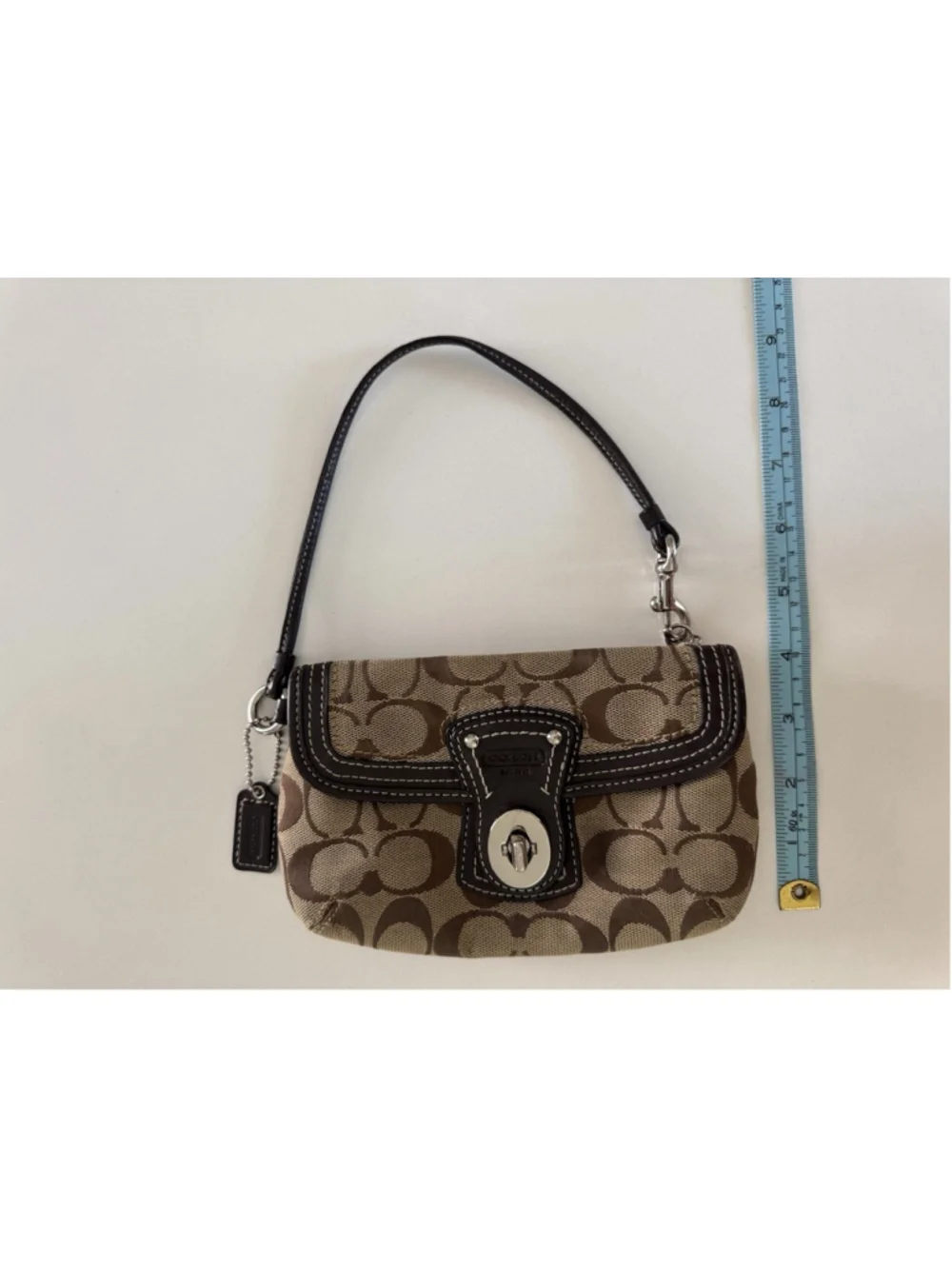 Vintage Coach Legacy Signature Canvas Turn Lock Wristlet